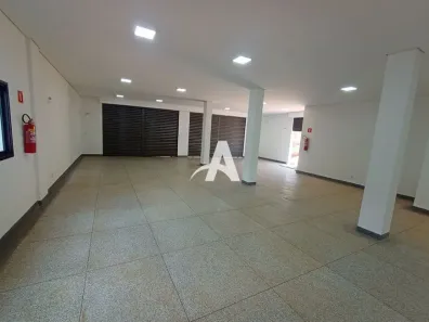 Sala Comercial para alugar, 136m² no Planalto, Uberlândia