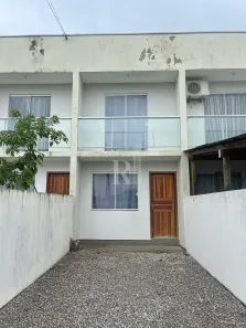Sobrado com 2 Quartos à venda, 60m² no Areias, Tijucas