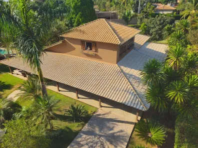 Casa de Condomínio com 4 Quartos à venda, 500m² no Chacará Estancia Monte Carlo, Guapiaçu
