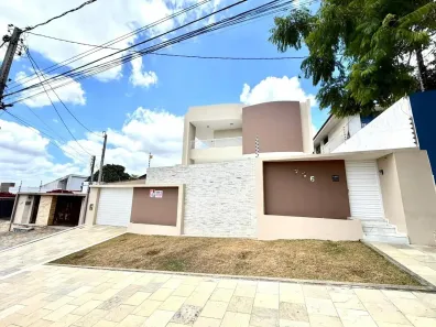 Sobrado com 6 Quartos à venda, 1080m² no Heliópolis, Garanhuns