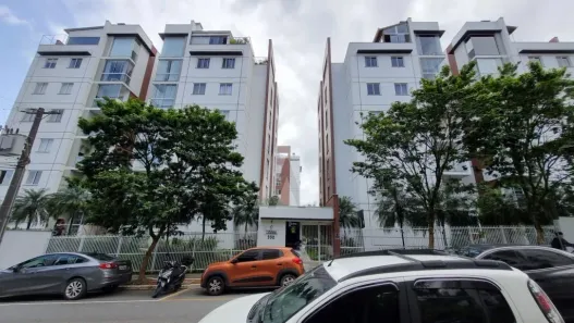 Apartamento com 2 Quartos para alugar, 68m² no Floresta, Joinville