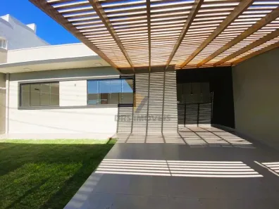 Casa com 3 Quartos à venda, 75m² no Monte Belo, Londrina