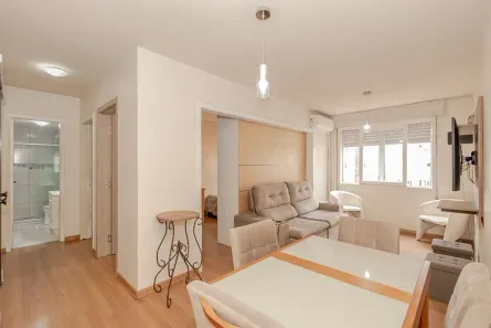 Apartamento com 2 Quartos à venda, 65m² no Vila Ipiranga, Porto Alegre