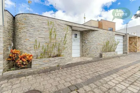 Casa com 4 Quartos à venda, 267m² no Juvevê, Curitiba