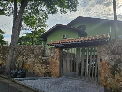 Casa com 3 Quartos à venda, 265m² no Jardim Tapajós, Atibaia