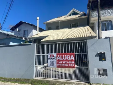 Casa com 4 Quartos para alugar, 180m² no Trindade, Florianópolis