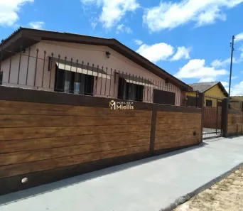 Casa com 2 Quartos à venda, 100m² no Tarumã, Viamão