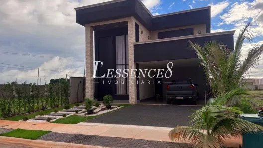 Sobrado com 4 Quartos à venda, 292m² no Parqville Quaresmeira, Trindade