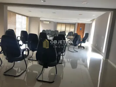 Sala Comercial à venda, 44m² no Menino Deus, Porto Alegre
