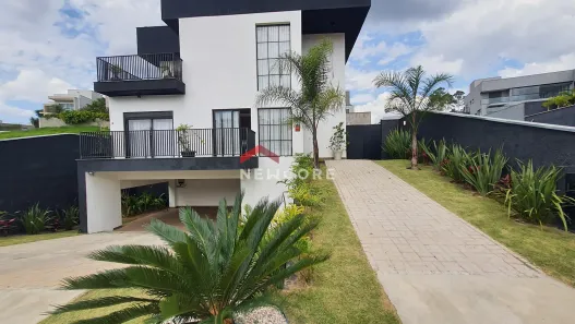 Casa de Condomínio com 4 Quartos à venda, 390m² no Moinho Velho, Embu das Artes