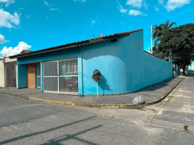 Casa com 3 Quartos à venda, 180m² no Vila Suissa, Mogi das Cruzes