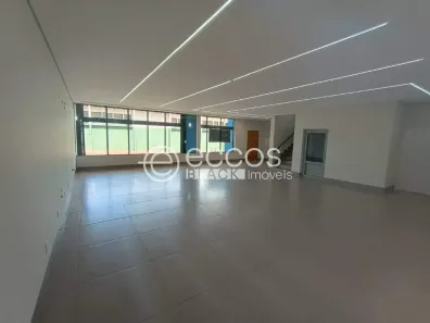 à venda, 320m² no Martins, Uberlândia