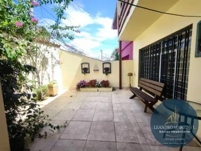 Casa de Condomínio com 4 Quartos à venda, 250m² no Santo Amaro, São Paulo