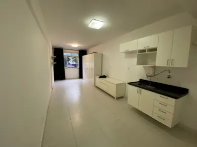 Kitnet com 1 Quarto para venda ou aluguel, 35m² no Consolação, São Paulo