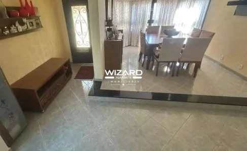 Casa de Condomínio com 3 Quartos à venda, 230m² no Jardim Maristela, Atibaia