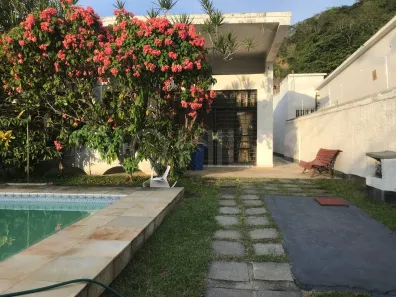 Casa com 3 Quartos à venda, 250m² no São Francisco, Niterói