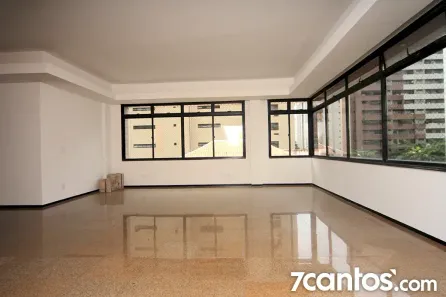 Apartamento com 3 Quartos para alugar, 230m² no Meireles, Fortaleza