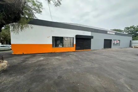 Sala Comercial à venda, 350m² no Ipanema, Porto Alegre