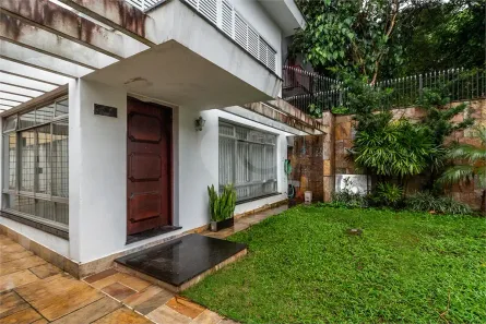 Sobrado com 4 Quartos à venda, 310m² no Sumaré, São Paulo