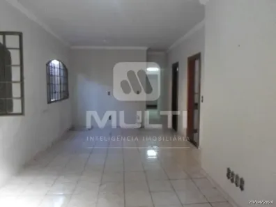 Casa com 3 Quartos à venda, 192m² no Cidade Jardim, Uberlândia