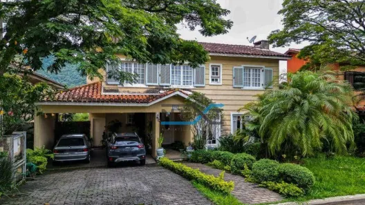 Casa de Condomínio com 5 Quartos para alugar, 360m² no Alphaville, Santana de Parnaíba