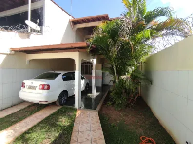 Casa com 2 Quartos à venda, 190m² no JK I, Governador Valadares