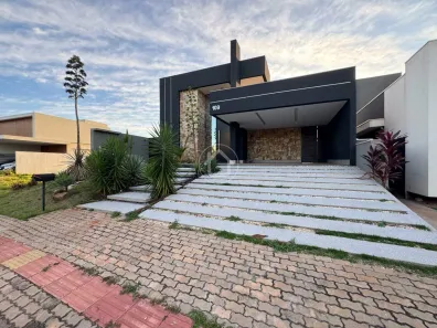 Sobrado com 4 Quartos à venda, 270m² no Terras Alpha Campo Grande, Campo Grande