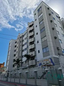 Apartamento com 2 Quartos para alugar, 70m² no Barreiros, São José
