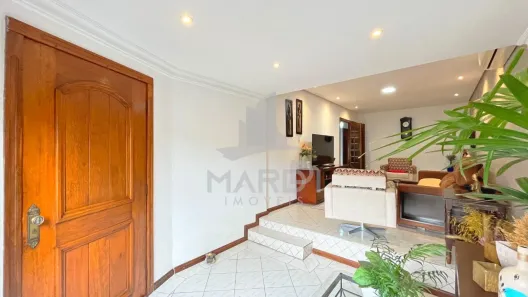 Casa com 3 Quartos à venda, 156m² no Cavalhada, Porto Alegre