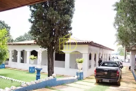 Fazenda/Sítio com 4 Quartos à venda, 215m² no Itinga, Salto de Pirapora