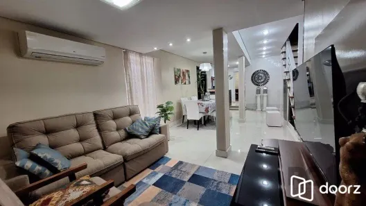Casa com 2 Quartos à venda, 128m² no Centro Histórico, Porto Alegre