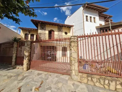 Sobrado com 3 Quartos à venda, 295m² no Jardim dos Oliveiras, Campinas