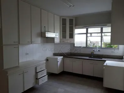 Casa com 4 Quartos à venda, 178m² no Vila Sanches, São José dos Campos