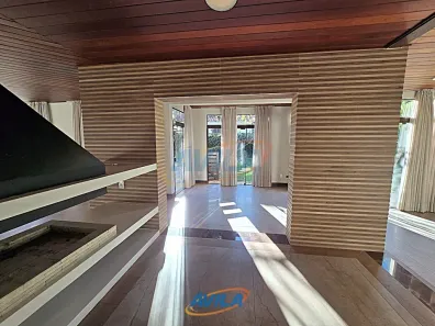 Casa com 5 Quartos à venda, 339m² no Lagoa da Conceição, Florianópolis