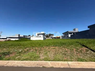 Lote/Terreno à venda, 240m² no Jardim Jockey Clube, São Carlos