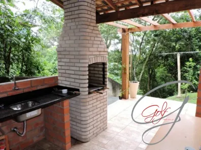 Casa de Condomínio com 4 Quartos à venda, 205m² no Jardim Indaiá, Embu das Artes