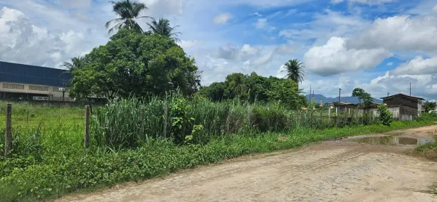 Lote/Terreno à venda, 2904m² no Jardim Bandeirantes, Maracanaú