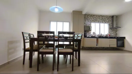 Sobrado com 3 Quartos à venda, 165m² no Loteamento Villa Branca, Jacareí