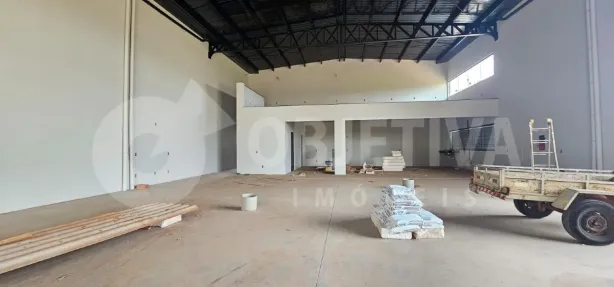 Galpão/Depósito/Armazém para alugar, 374m² no Jardim Sul, Uberlândia