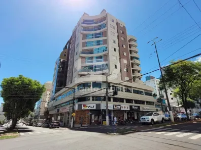 Apartamento com 3 Quartos para alugar, 140m² no Presidente Médici, Chapecó