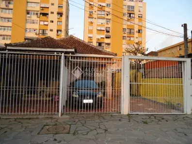 Casa com 5 Quartos à venda, 190m² no Santa Maria Goretti, Porto Alegre