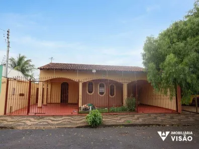 Casa com 3 Quartos para alugar, 161m² no Jardim Novo Horizonte, Uberaba