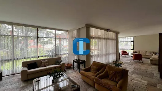 Casa com 3 Quartos à venda, 590m² no Pacaembu, São Paulo