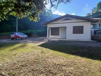 Casa com 3 Quartos para alugar, 110m² no Azambuja, Brusque