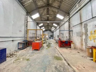 Galpão/Depósito/Armazém para alugar, 700m² no Cerâmica, São Caetano do Sul