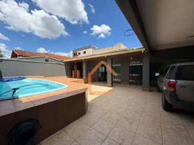 Casa com 3 Quartos à venda, 216m² no Jardim Aureliano, Pouso Alegre