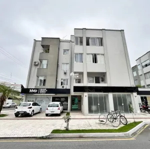 Apartamento com 2 Quartos para alugar, 75m² no Centro, Balneário Camboriú