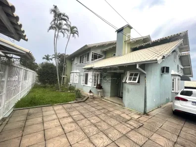 Casa com 5 Quartos para alugar, 400m² no Nossa Senhora das Graças, Canoas
