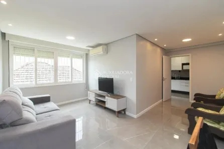 Apartamento com 3 Quartos para alugar, 105m² no Azenha, Porto Alegre