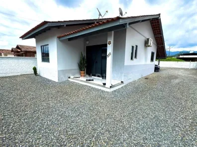 Casa com 3 Quartos à venda, 104m² no CENTRO, Guabiruba